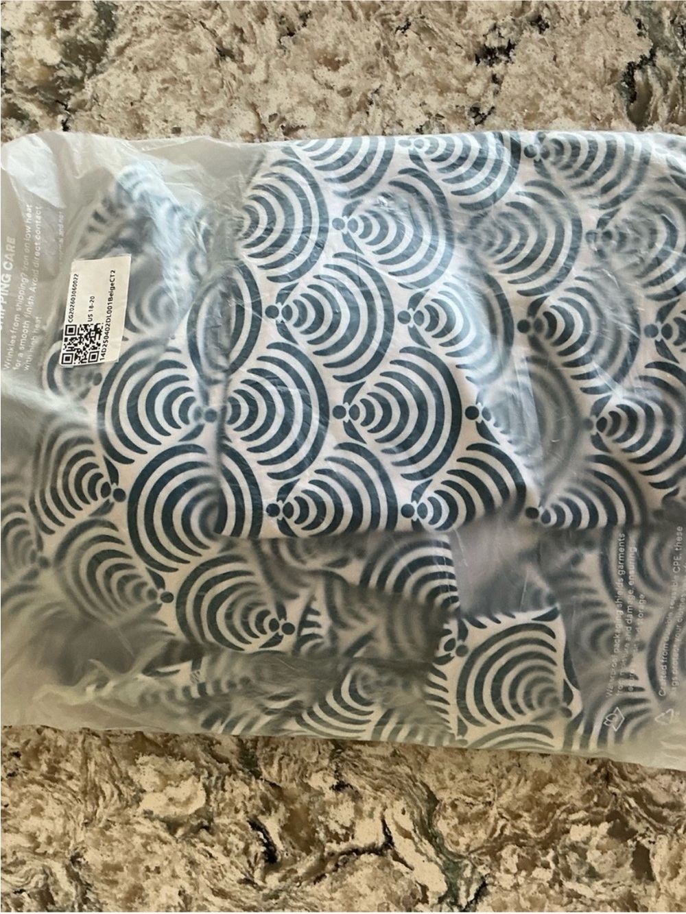 Sold ** BloomChic Navy and White Swim Mini with Geometric Fans - Picture 12 of 12